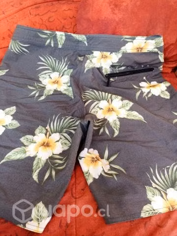 Short rip curl floreado