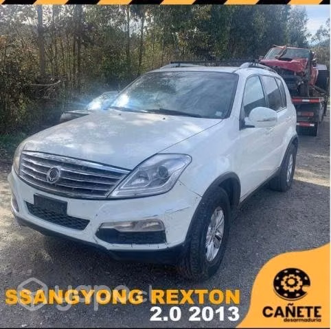 Parachoque Ssangyong Rexton 2.0 2013