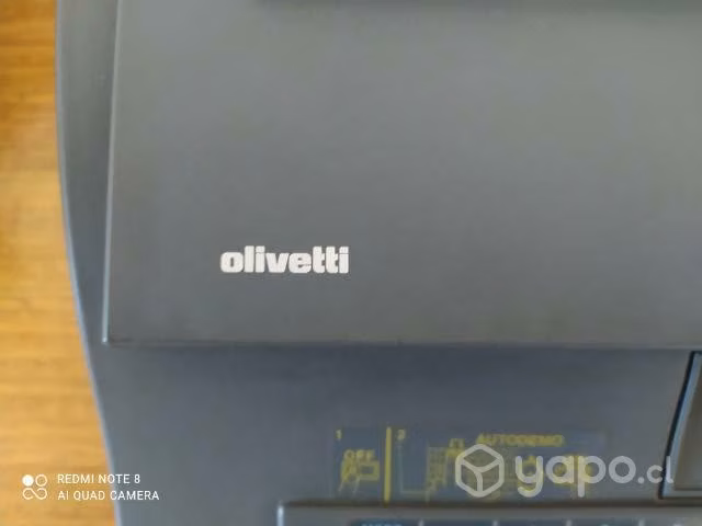Máquina de escribir eléctrica Olivetti