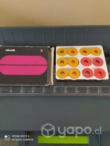 Máquina de escribir eléctrica Olivetti