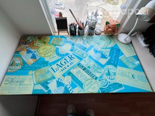 Escritorio de vidrio templado