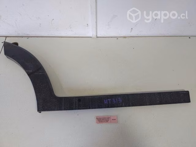 Moldura Exterior Puerta Trasera Derecha (HT313)