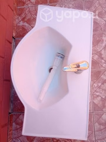 Vanitorio casi nuevo sin detalle