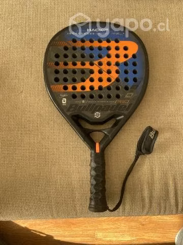 Pala paleta padel bullpadel hack 02