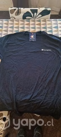 Polera champion