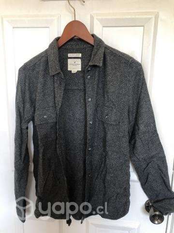 Camisa gris American Eagle talla S - Imagen 3