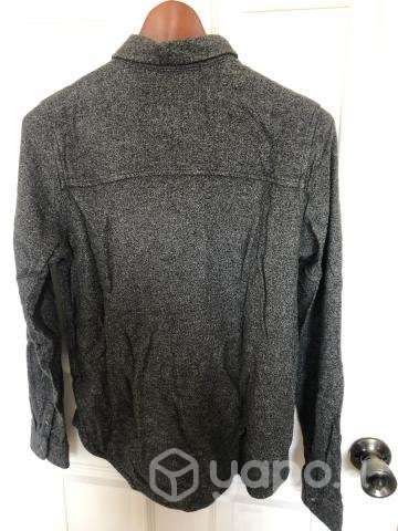 Camisa gris American Eagle talla S - Imagen 2