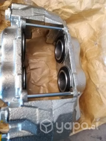 Caliper Toyota Hilux Revo