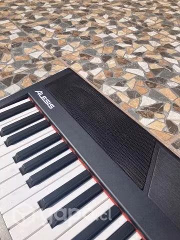 Piano Alesis Recital 88