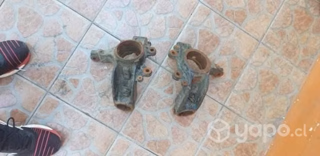 Muñones originales Mazda 3 2009