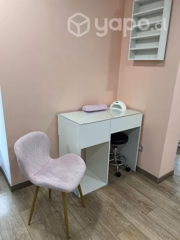 Mesa de manicurista - Imagen 4