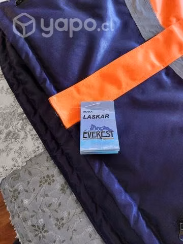 Parka térmica marca LASKAR talla M - Imagen 4