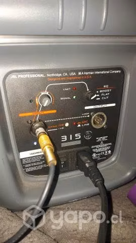 Poderoso parlante activo JBL EON