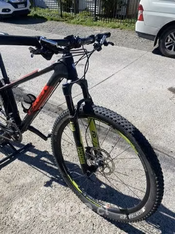Bicicleta trek superfly 9.8
