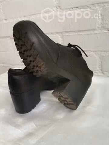 Zapatos negros
