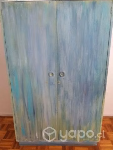 Closet usado con 2 cajones