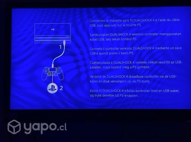 Ps4 Pro + audífonos Sony + 1 juego