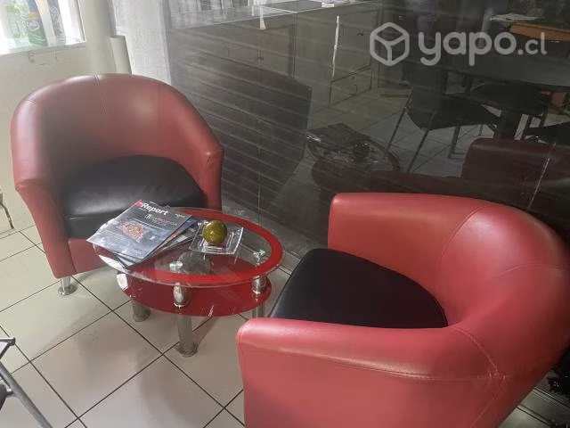 2 sillones ecocuero nuevos y mesita vidrio ocación
