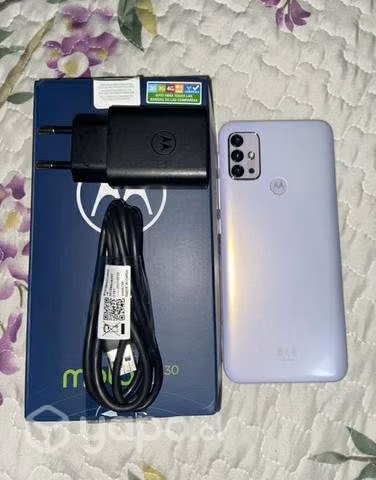 Motorola G30
