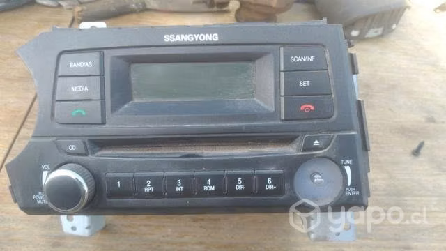Radio ssangyong actyon 2014