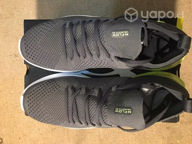 Zapatillas Under Armour con bluetooth - Imagen 2