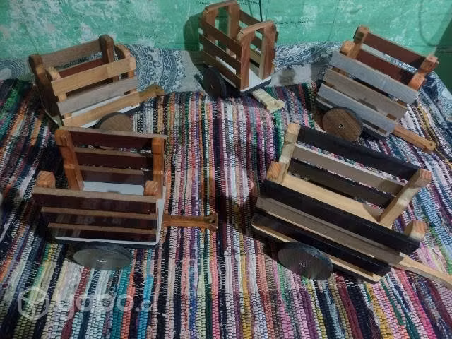 Carretas de adorno de jardin
