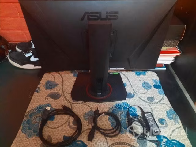 Asus 165hz 0.5ms 24'5" - Imagen 2