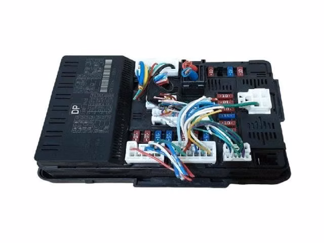 Fusilera de panel de instrumento nissan pathfinder