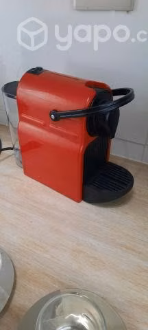 Máquina Nespresso Inissia