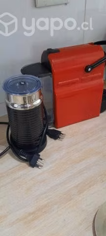 Máquina Nespresso Inissia