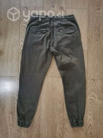 PANTALÓN JOGGER, TALLA 44. Buen estado