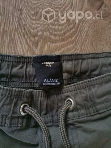 PANTALÓN JOGGER, TALLA 44. Buen estado