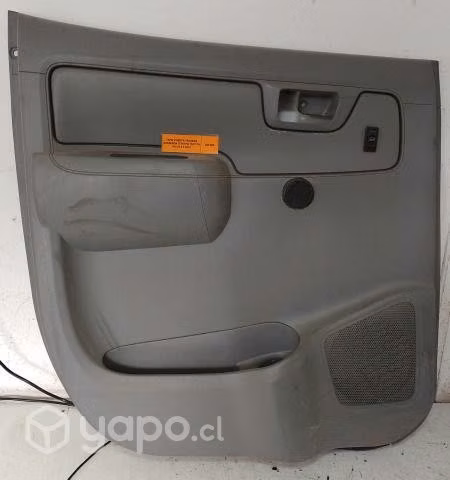 Tapiz Puerta Trasera Izquierda (TYA179) Toyota Hil