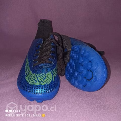 Zapatos de fútbol