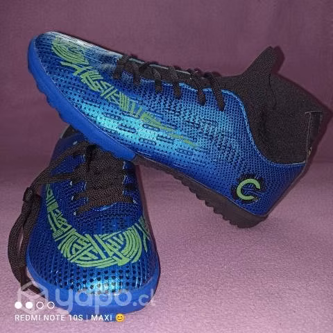 Zapatos de fútbol