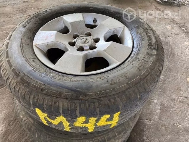 Llanta aluminio con neumatico 235 70R16 (M44) Niss