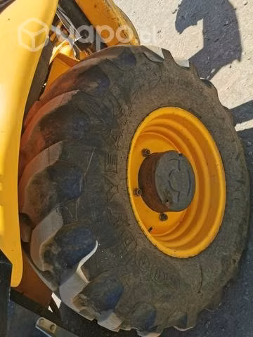 Retroexcavadora JCB 3C plus Solo 4.000hrs
