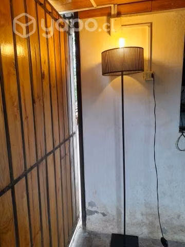 Lámpara de pie