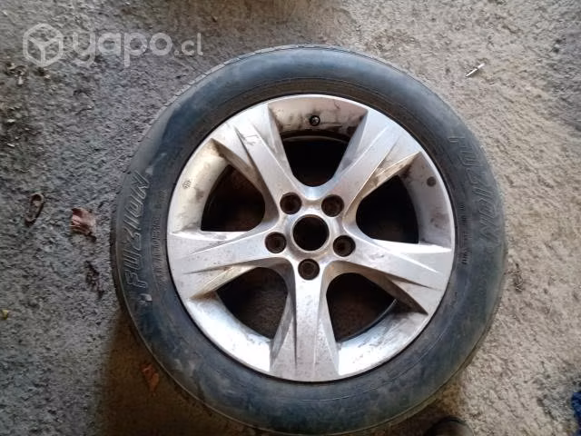 Hyundai i40 llanta con neumático
