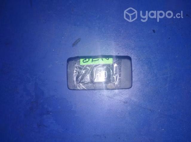 Boton alza vidrios puerta trasera izquierda Foton