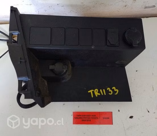 Tapa Con USB y AUX Tablero (TR1133) Toyota RAV4 20