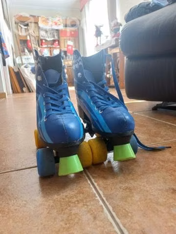 Patines azules - Imagen 3