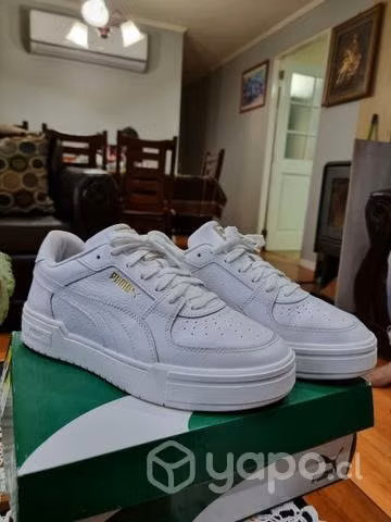 Zapatillas puma CA pro classic talla40.5