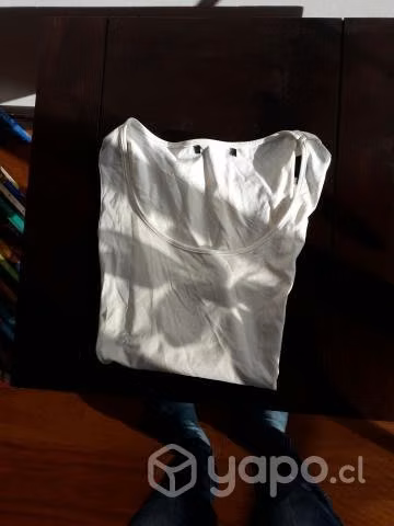 Polera blanca - Imagen 4