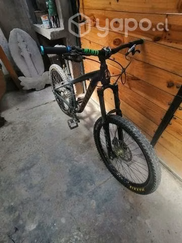Mtb kona 27.5 por apuro