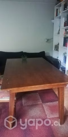 Mesa comedor baratísima, necesita apretada