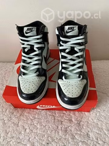 Nike Dunk High SE (GS)