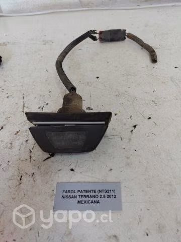 Farol Patente (NTS211) Nissan Terrano 2.5 2012 Mex