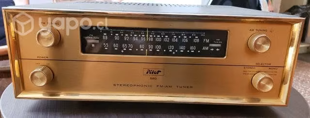 Radio a tubos Pilot funcionando