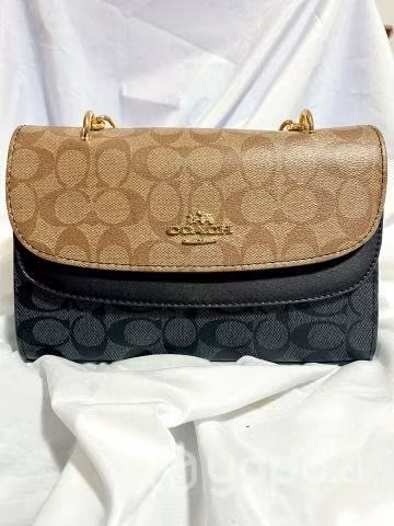 Cartera couch